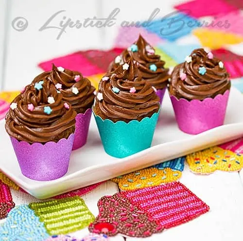 Banana Goji Cupcakes with Vegan Nutella Frosting