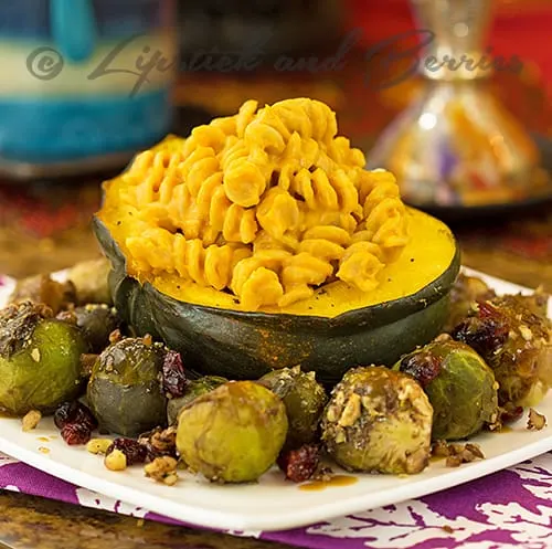 Mac & Cheeze Stuffed Acorn Squash