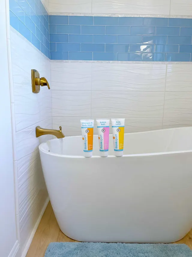 Mom Hack: Disco Bath Time – Featuring Think