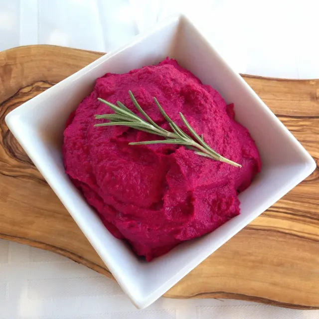 Rosemary Beet Hummus (oil-free)