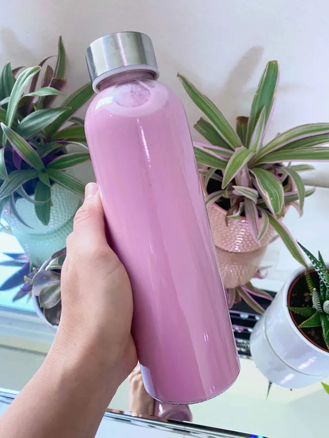 Strawberry Cashew Milk