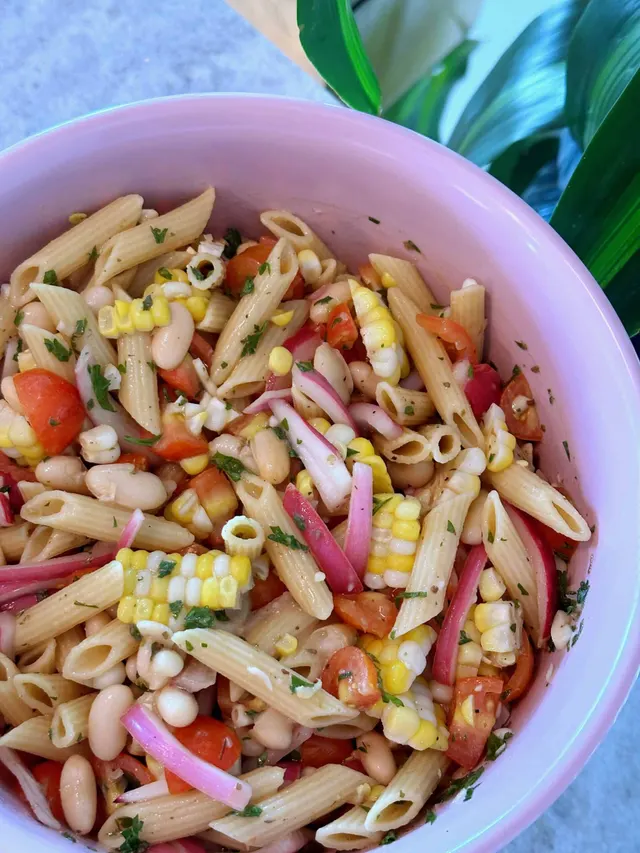 Summer Pasta Salad (low oil & nutrient dense!)