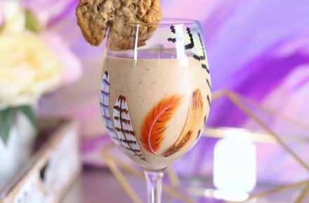 oatmeal raisin cookie smoothie