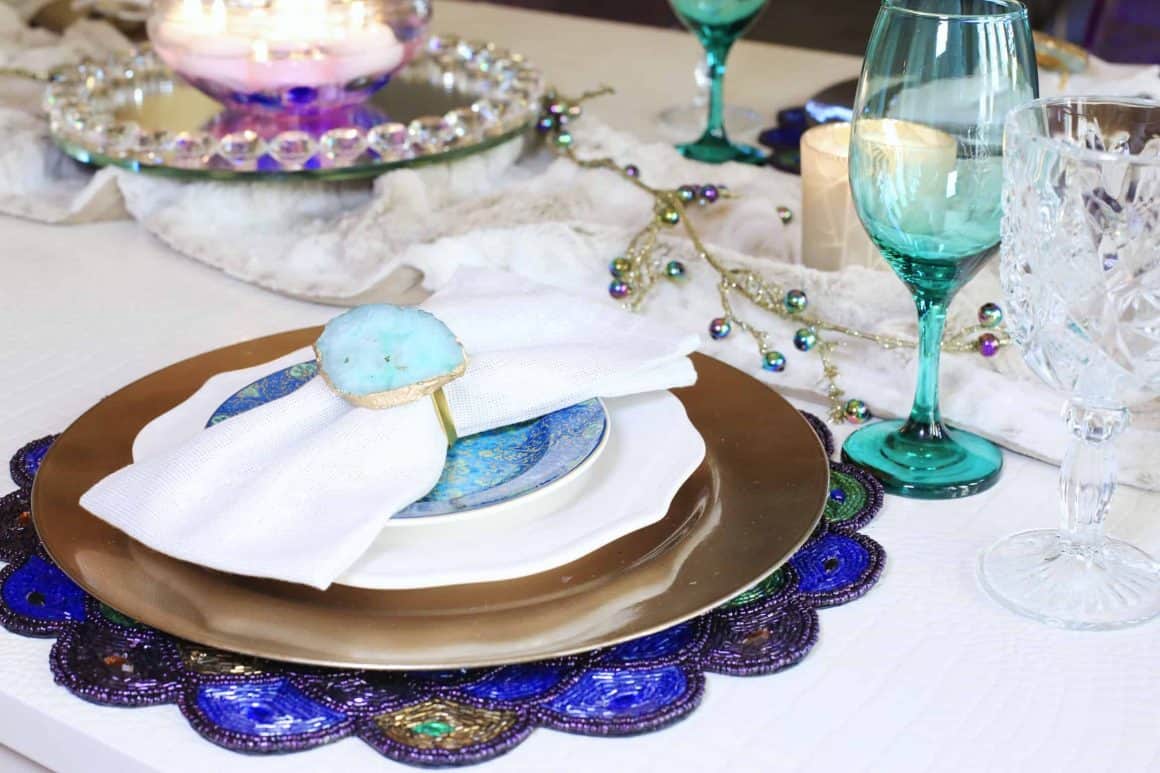 Winter Holiday Tablescape