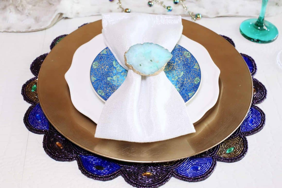 Winter Holiday Tablescape
