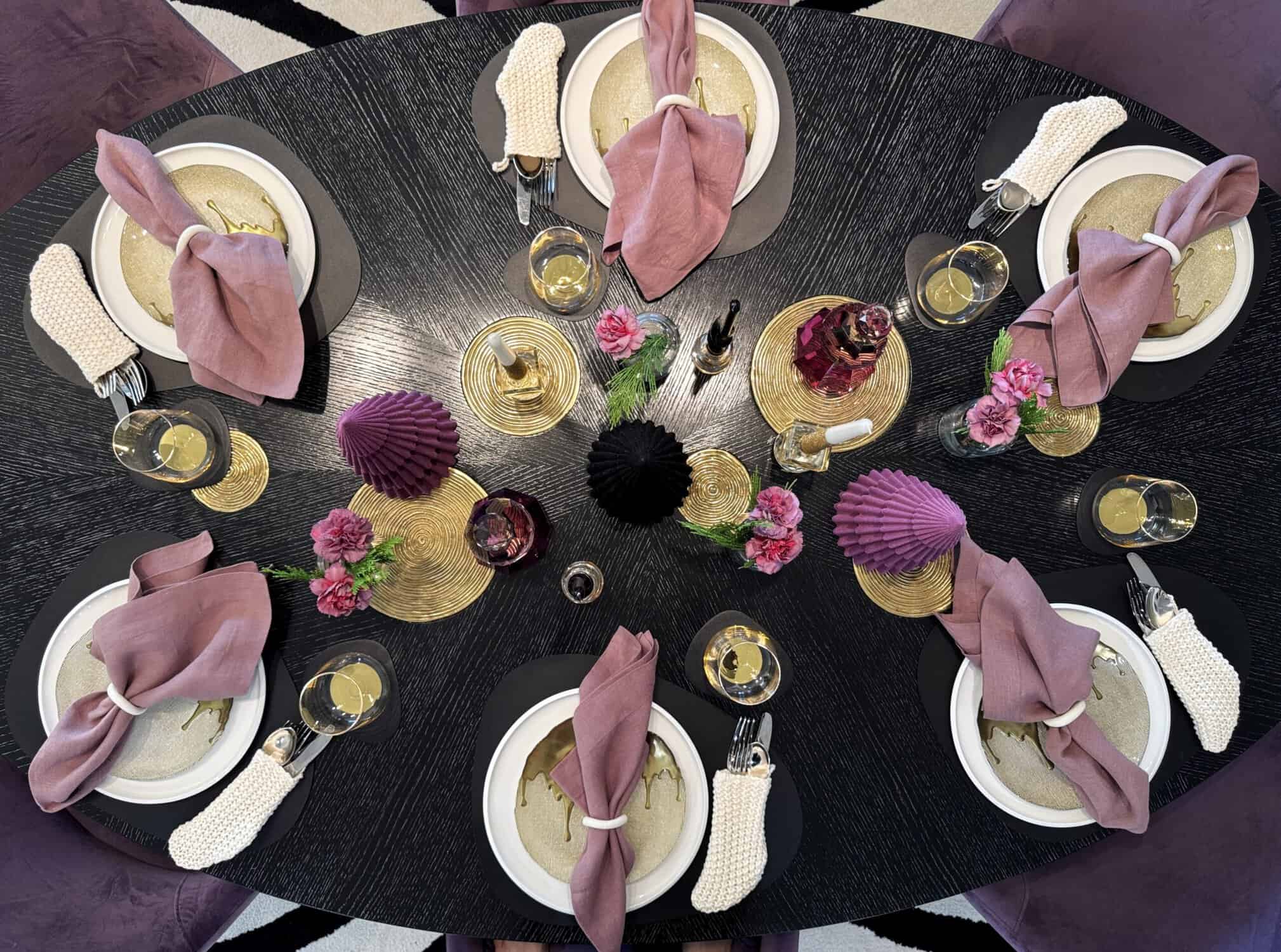 A Glamorous Holiday Table With A Non-Traditional Twist
